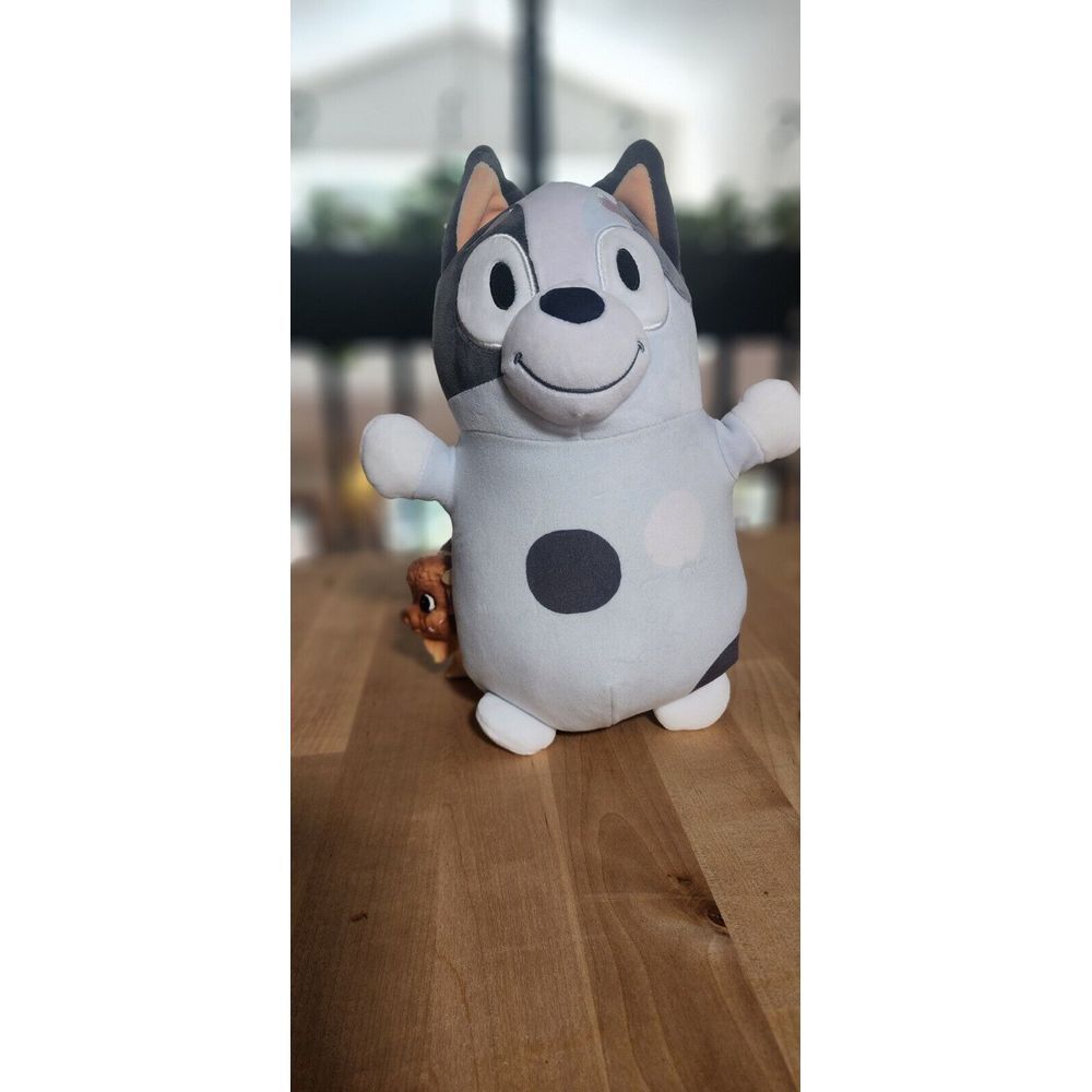 SQUISHMALLOWS Hug Mees Bluey & Friends MUFFIN 11" Plush